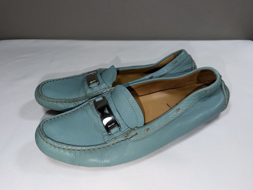 Prada Women’s 37 / 6.5 Turquoise Leather driving Loafers Shoes Slip On